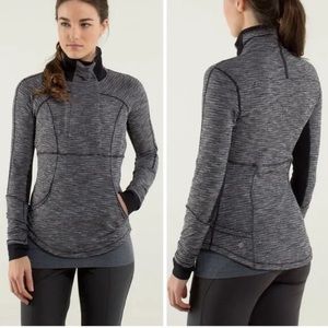 Lululemon 1/4 zip pullover base runner